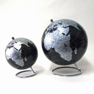 Picture of GLOBE IN BLACK