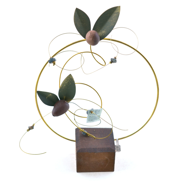 Picture of WOOD BASE WRETH OLIVE