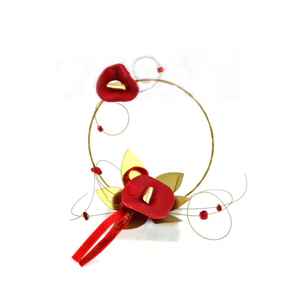 Εικόνα της RED FLOWER IN CIRCLE ON MARBLE